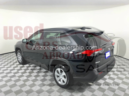 2020 Toyota RAV4 LE full