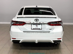 2021 Toyota Camry SE Nightshade 4dr Sedan full