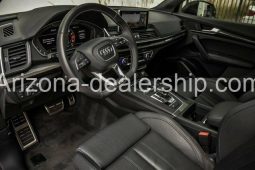 2019 Audi SQ5 Prestige S-SportBlack Optic Pkg full