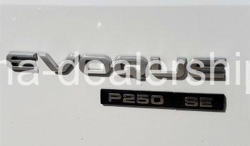 2020 Land Rover Range Rover SE full