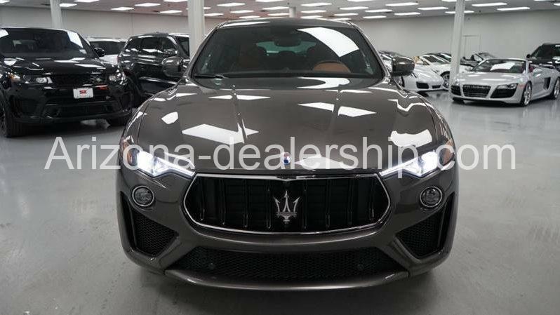2019 Maserati Levante GTS AWD full