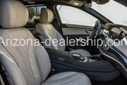 2020 Mercedes-Benz S-Class Maybach S 560 full