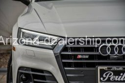 2019 Audi SQ5 Prestige S-SportBlack Optic Pkg full