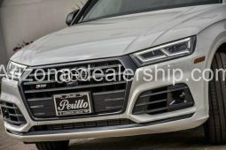 2019 Audi SQ5 Prestige S-SportBlack Optic Pkg full