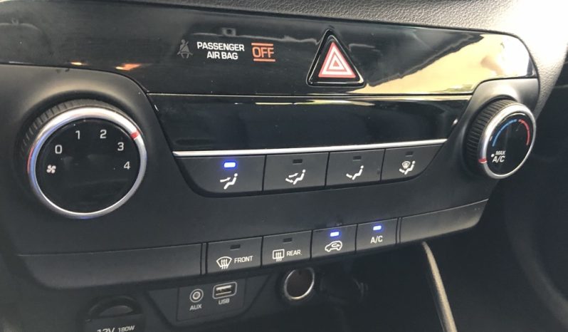 2019 Hyundai Tucson SE AWD full
