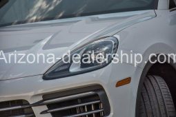 2019 Porsche Cayenne S Premium full