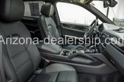 2019 Porsche Cayenne S Premium full