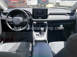 2021 Toyota RAV4 LE FWD 4D full