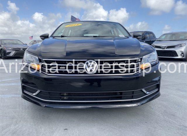 2018 VOLKSWAGEN PASSAT B full