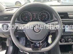 2018 VOLKSWAGEN PASSAT B full