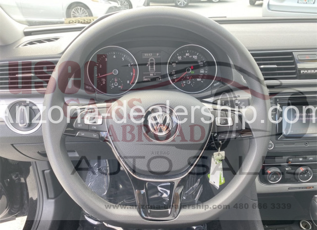 2018 VOLKSWAGEN PASSAT B full