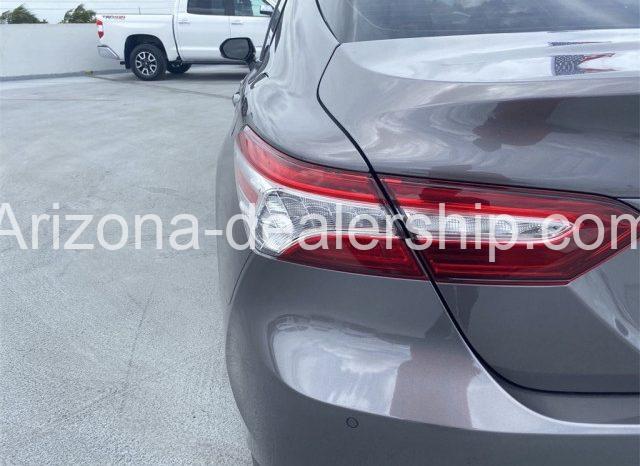 2018 TOYOTA CAMRY XLE full