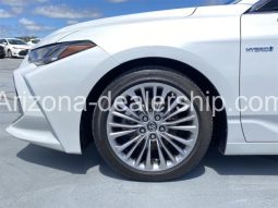 2019 TOYOTA AVALON HYBRID LIMITED full