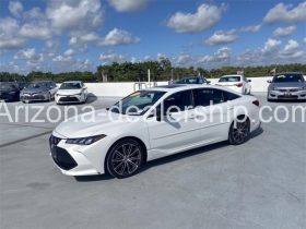 2019 TOYOTA AVALON XSE