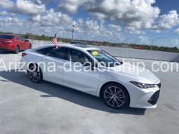 2019 TOYOTA AVALON XSE full