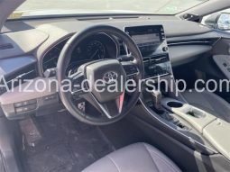 2019 TOYOTA AVALON XSE full