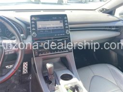 2019 TOYOTA AVALON XSE full