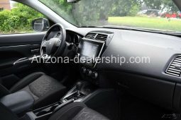 2020 Mitsubishi Outlander Sport SE full