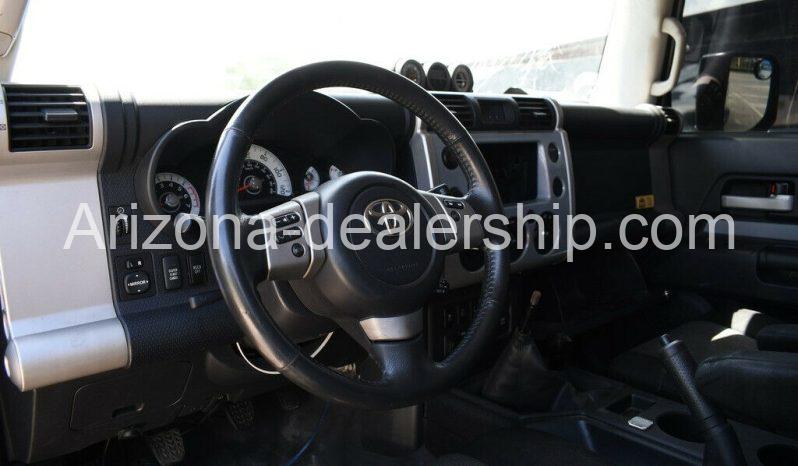 2013 Toyota FJ Cruiser full