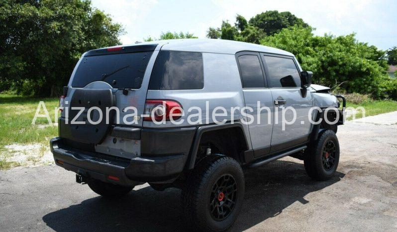 2013 Toyota FJ Cruiser full