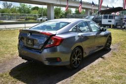 2019 Honda Civic Sport full