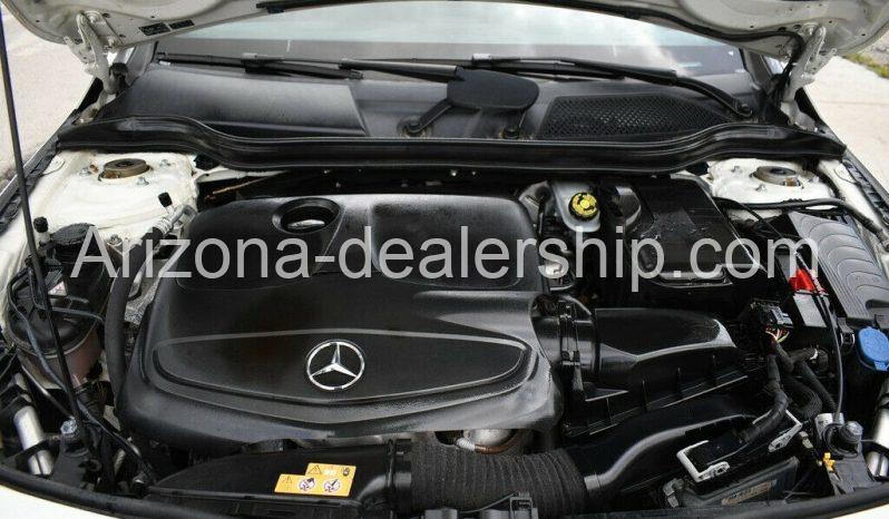 2017 Mercedes-Benz CLA-Class CLA250 full