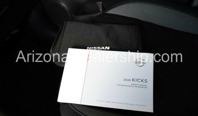 2020 Nissan Kicks S full