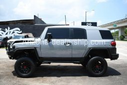 2013 Toyota FJ Cruiser full