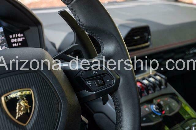 2017 Lamborghini Huracan 2DR CNV RWD SPYDE full