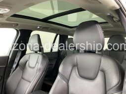 2020 Volvo XC90 T6 Momentum full