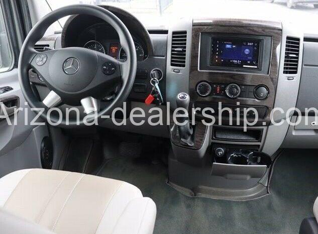 2015 Mercedes Class B Sprinter Motorhome full