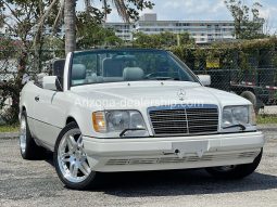 1995 Mercedes-Benz E-Class full