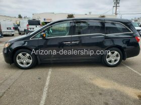 2013 Honda Odyssey Touring Passenger Mini Van