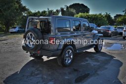 2020 Jeep Wrangler Sahara full