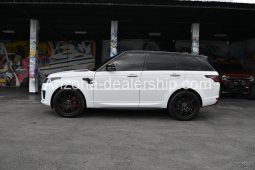 2022 Land Rover Range Rover Sport HST full