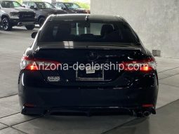 2019 Toyota Camry SE full