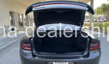 2017 Dodge Charger SXT full