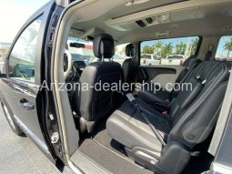 2016 Chrysler Town & Country Touring full