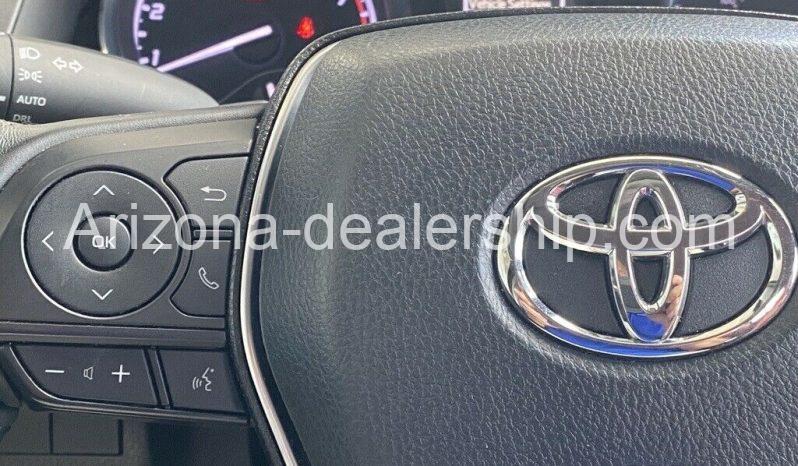 2019 Toyota Camry SE full