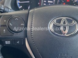 2017 Toyota RAV4 XLE full