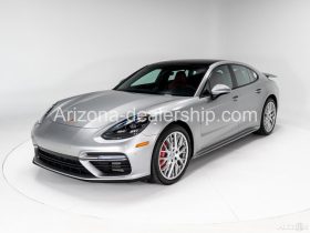 2018 Porsche Panamera Turbo