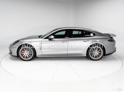 2018 Porsche Panamera Turbo full