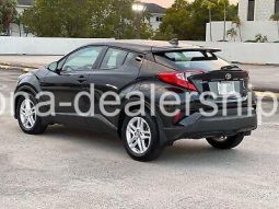 2021 Toyota C-HR XLE full