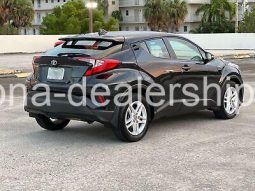 2021 Toyota C-HR XLE full