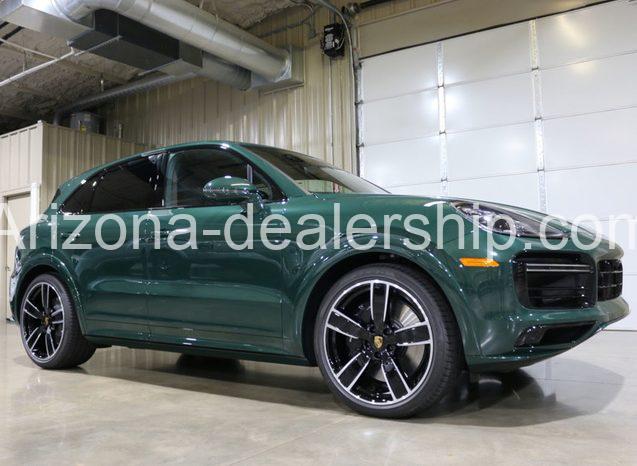 2022 Porsche Cayenne Cayenne Turbo full