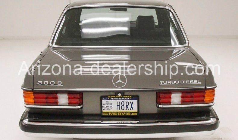 1983 Mercedes-Benz 300D Sedan full