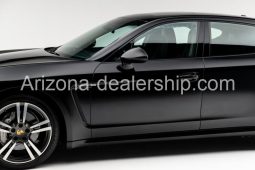 2016 Porsche Panamera full