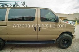 2007 Ford Econoline Wagon E-350 Super XL full