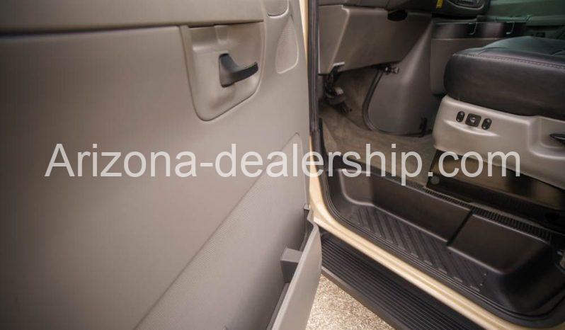 2007 Ford Econoline Wagon E-350 Super XL full