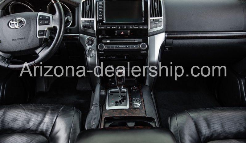 2013 Toyota Land Cruiser full